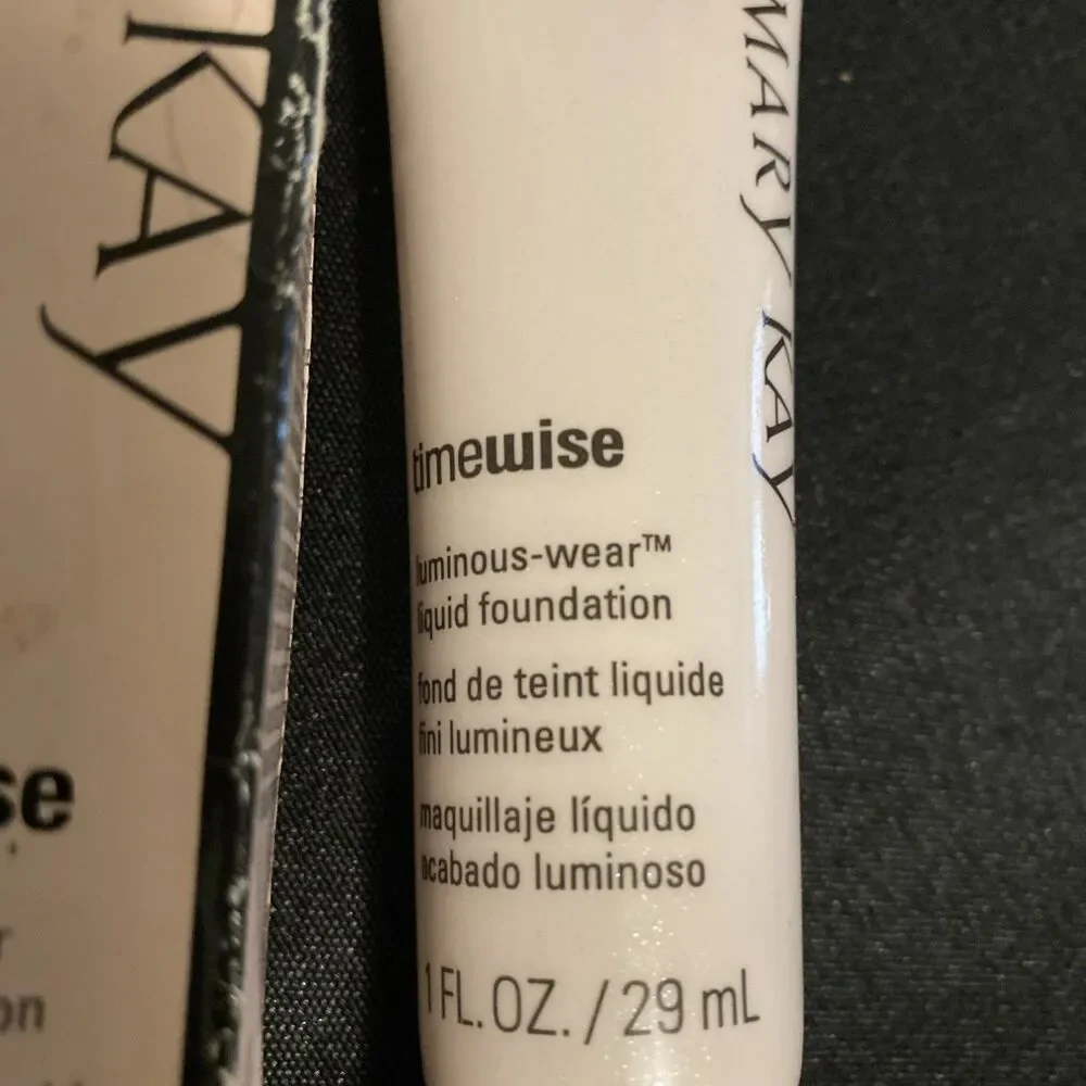 Mary Kay Timewise Luminous Foundation Bronze 7